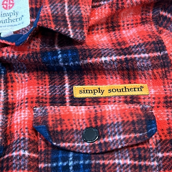 SIMPLY SOUTHERN S super soft oversized plaid Shacket in EUC - Picture 3 of 6